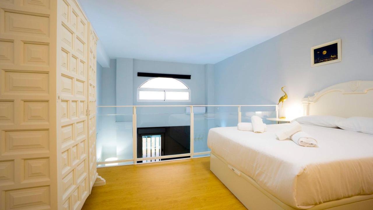 Rentalsevilla Escuelas Pias Exteriér fotografie